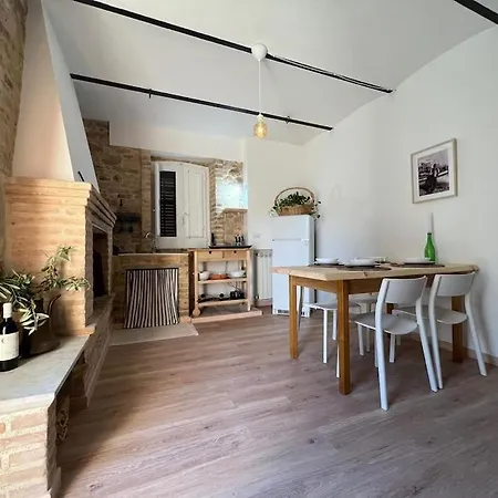 Appartamento “la Casetta Del 1930” Historic Unit From Early '900 *